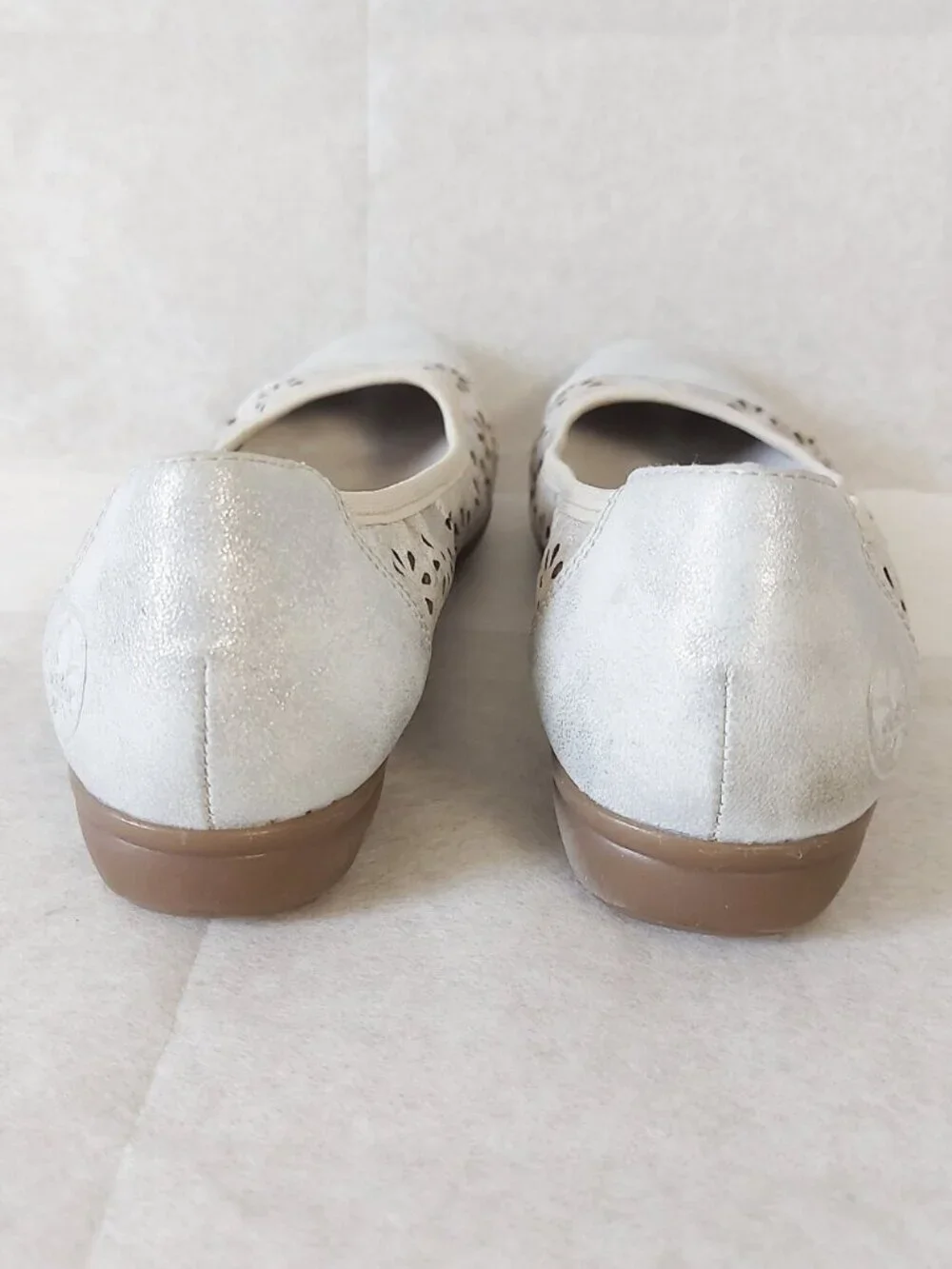 Rieker Women Ballerina Flats Size Silver Perforated Floral Cutout Size 38
